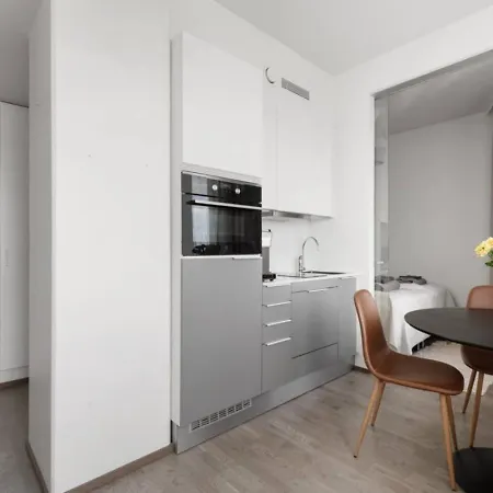 In Topaasi 3 Magnificent 1bd Above The Skies In Heart Of Next To Nokia Arena Ferienhaus